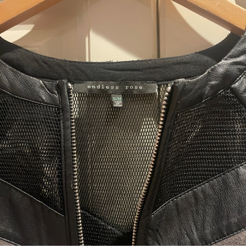 Endless Rose Black Jacket - Picture 4 of 4